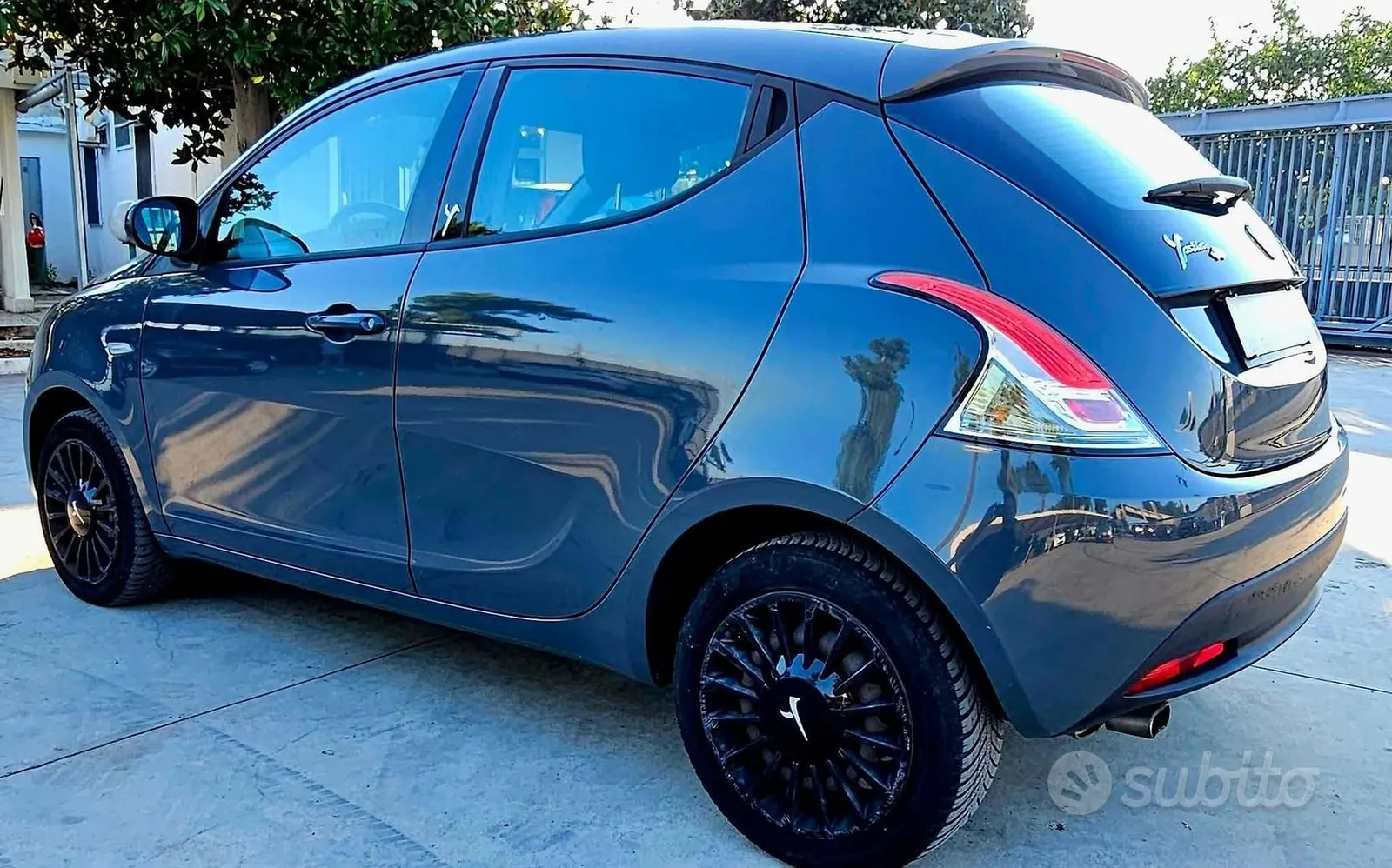 Lancia Ypsilon 2015 photo 3