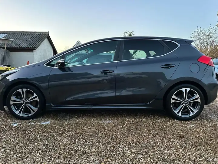 Kia Ceed 2018 photo 5