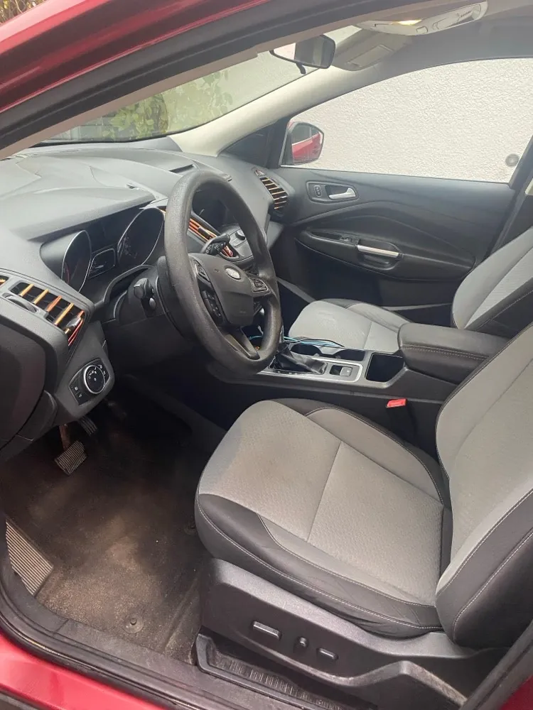 Ford Escape 2017 photo 2