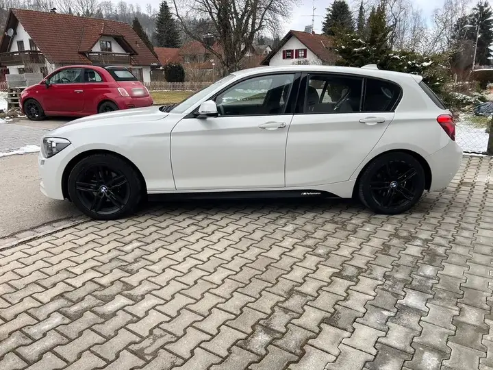 BMW 118I