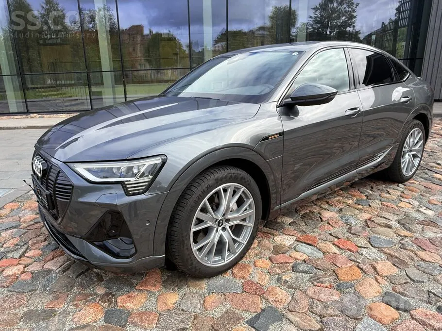 Audi E-Tron 2021 photo 2