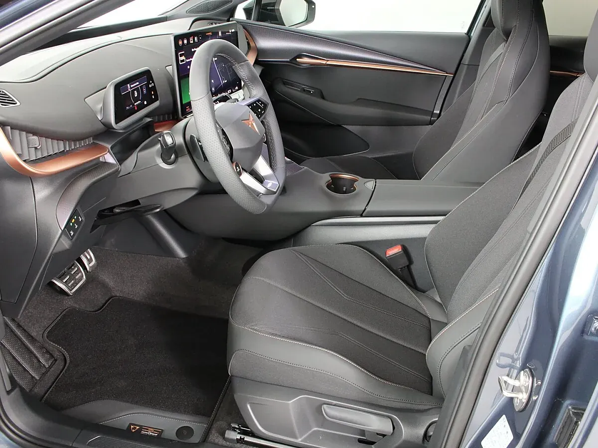 Cupra Tavascan 2026 photo 3