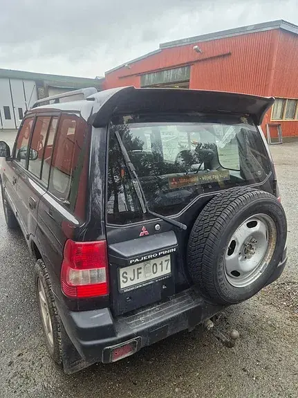 Mitsubishi Pajero Pinin 2001 photo 3