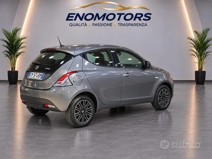 Lancia Ypsilon 2022 photo 3