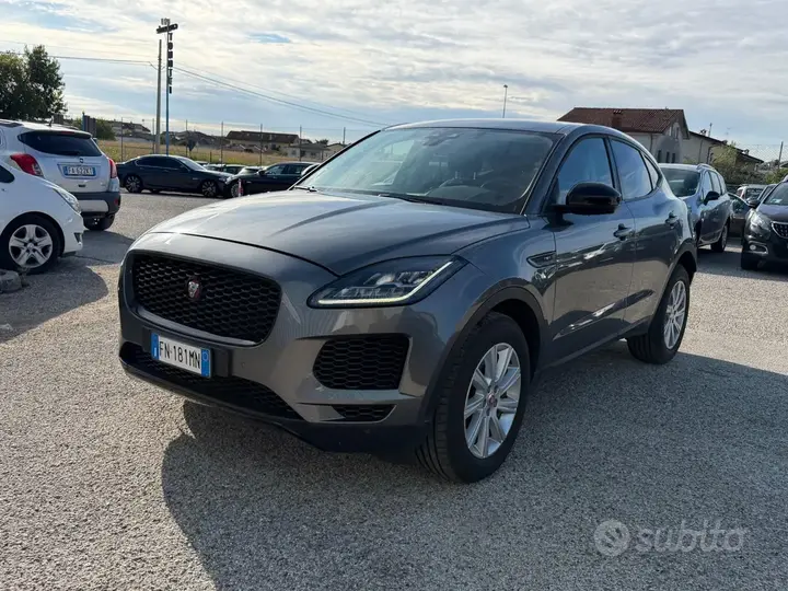 Jaguar E-Pace 2018 photo 3