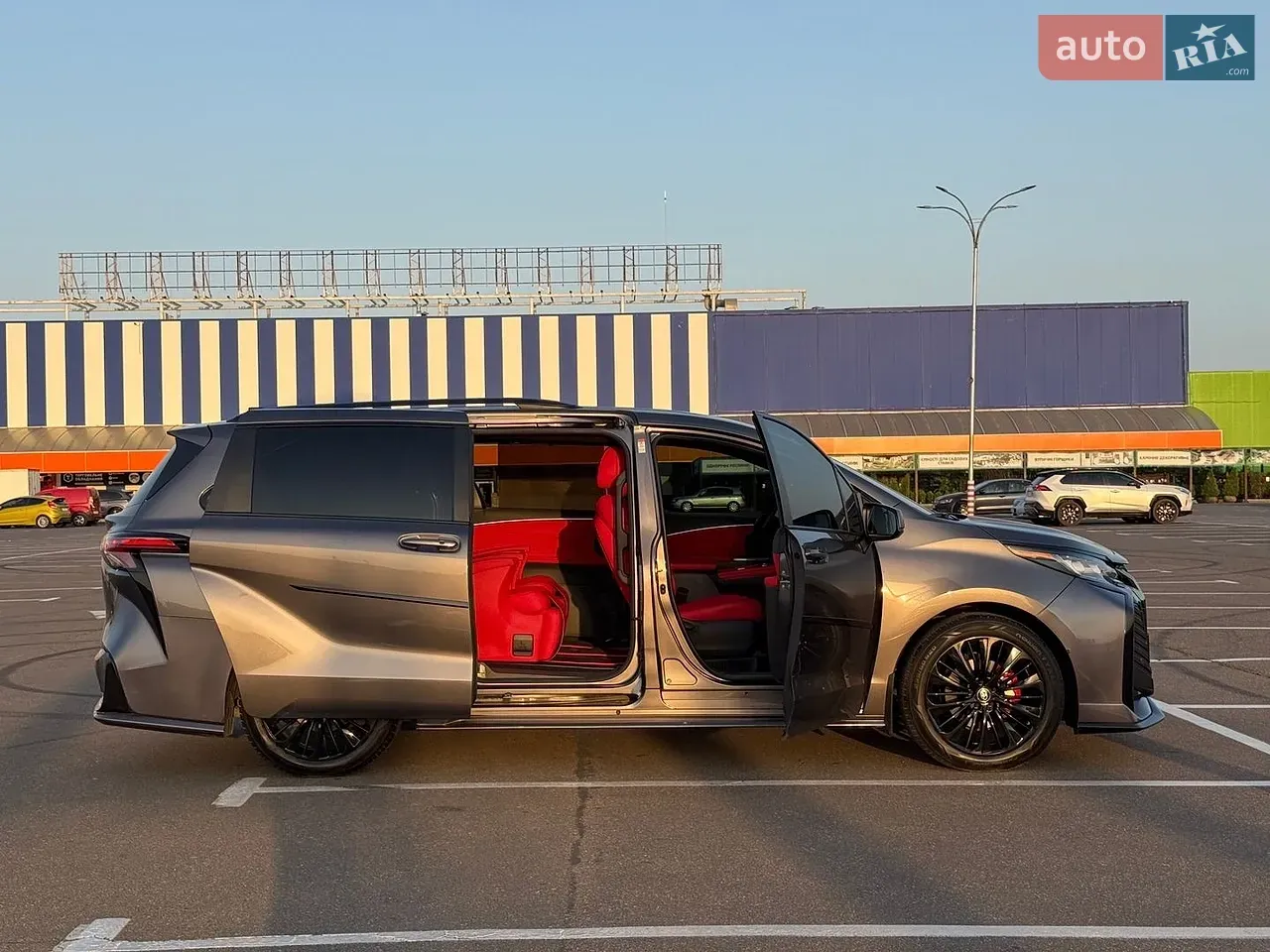 Toyota Sienna 2022 photo 4