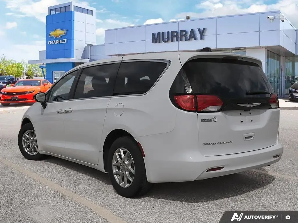 Chrysler Grand Caravan 2024 photo 5