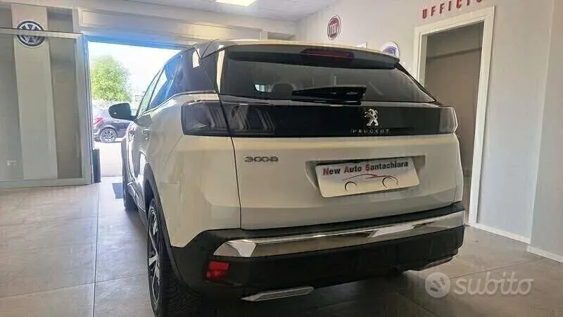 Peugeot 3008 2022 photo 5