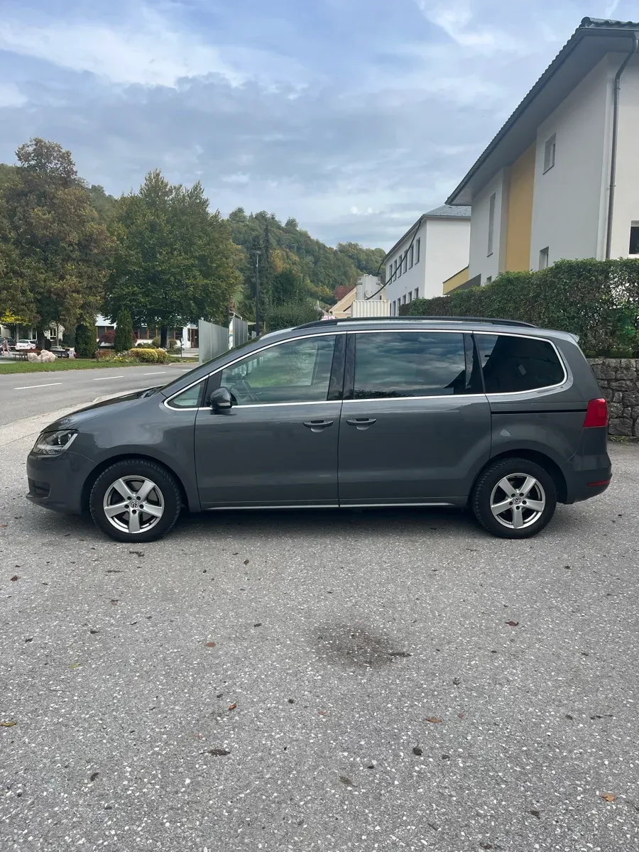 Volkswagen Sharan 2014 photo 2