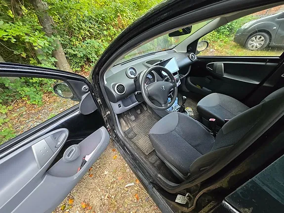 Peugeot 107 2009 photo 3