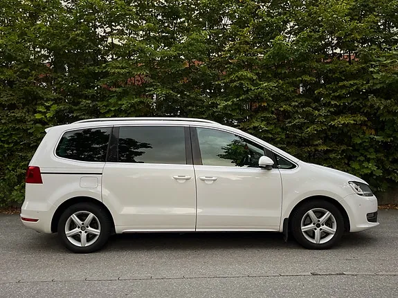 Volkswagen Sharan 2012 photo 5