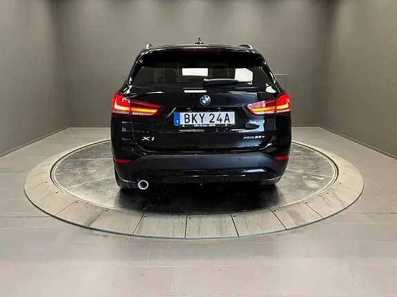 BMW X1 2021 photo 4