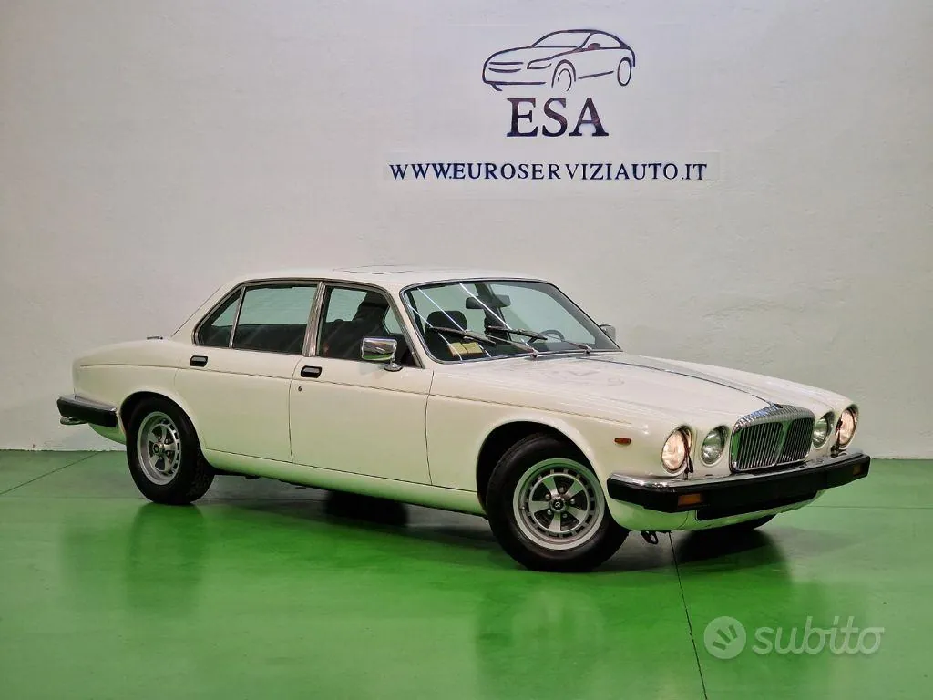 Jaguar Xj