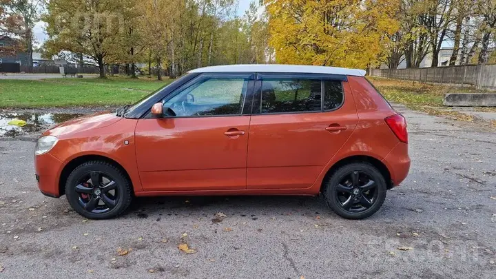 Skoda Fabia 2007 photo 5