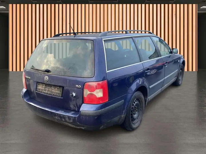 Volkswagen Passat 2002 photo 5