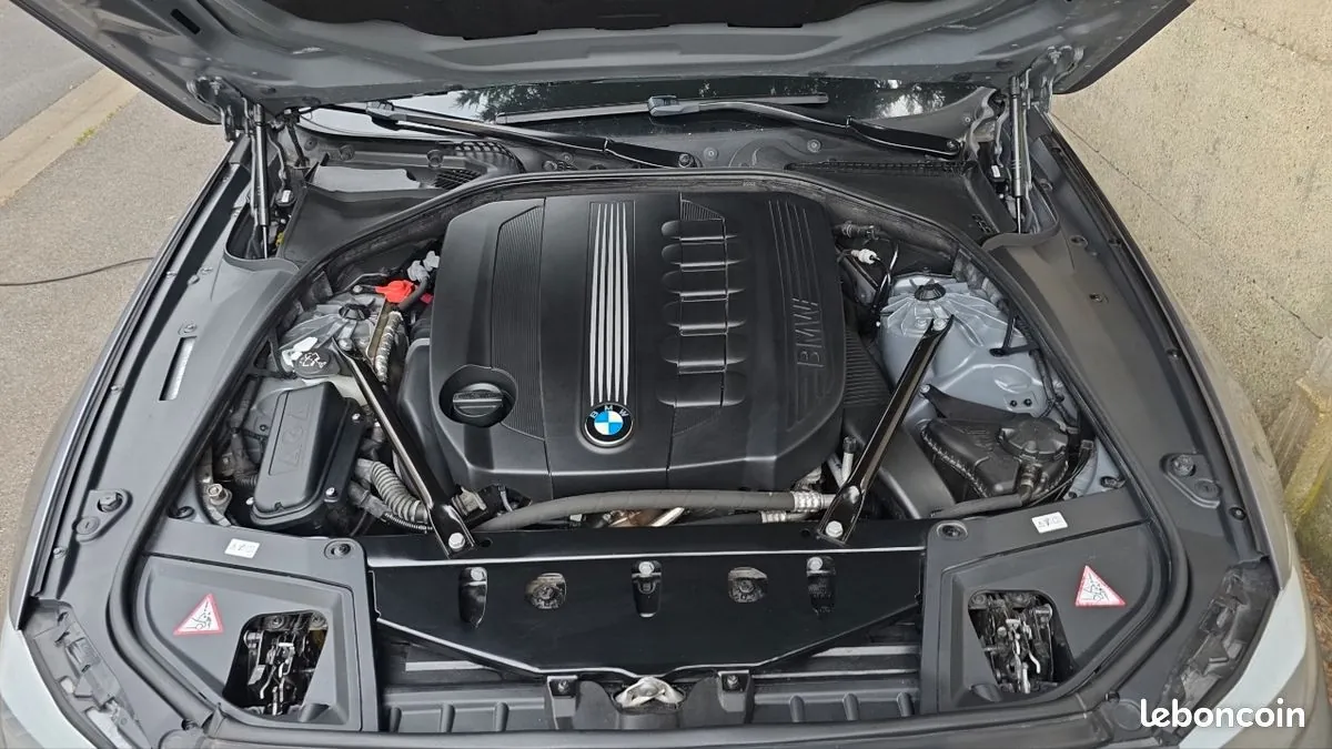 BMW Série 5 2011 photo 2