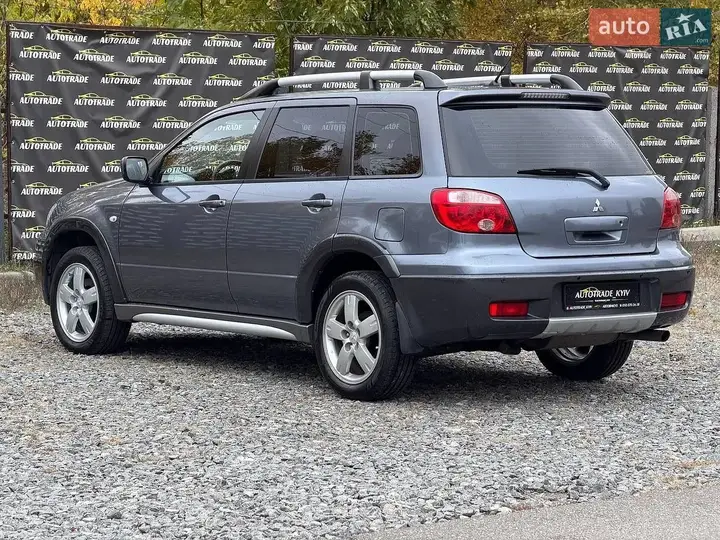 Mitsubishi Outlander 2006 photo 5