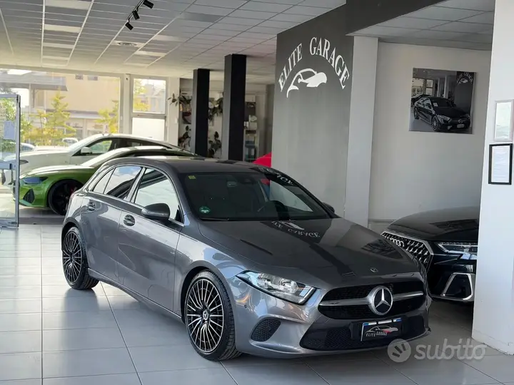 Mercedes-Benz A200