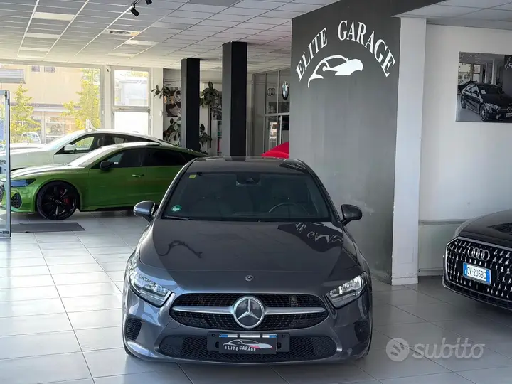 Mercedes-Benz A200 2019 photo 2
