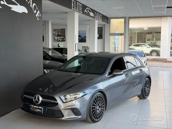 Mercedes-Benz A200 2019 photo 3