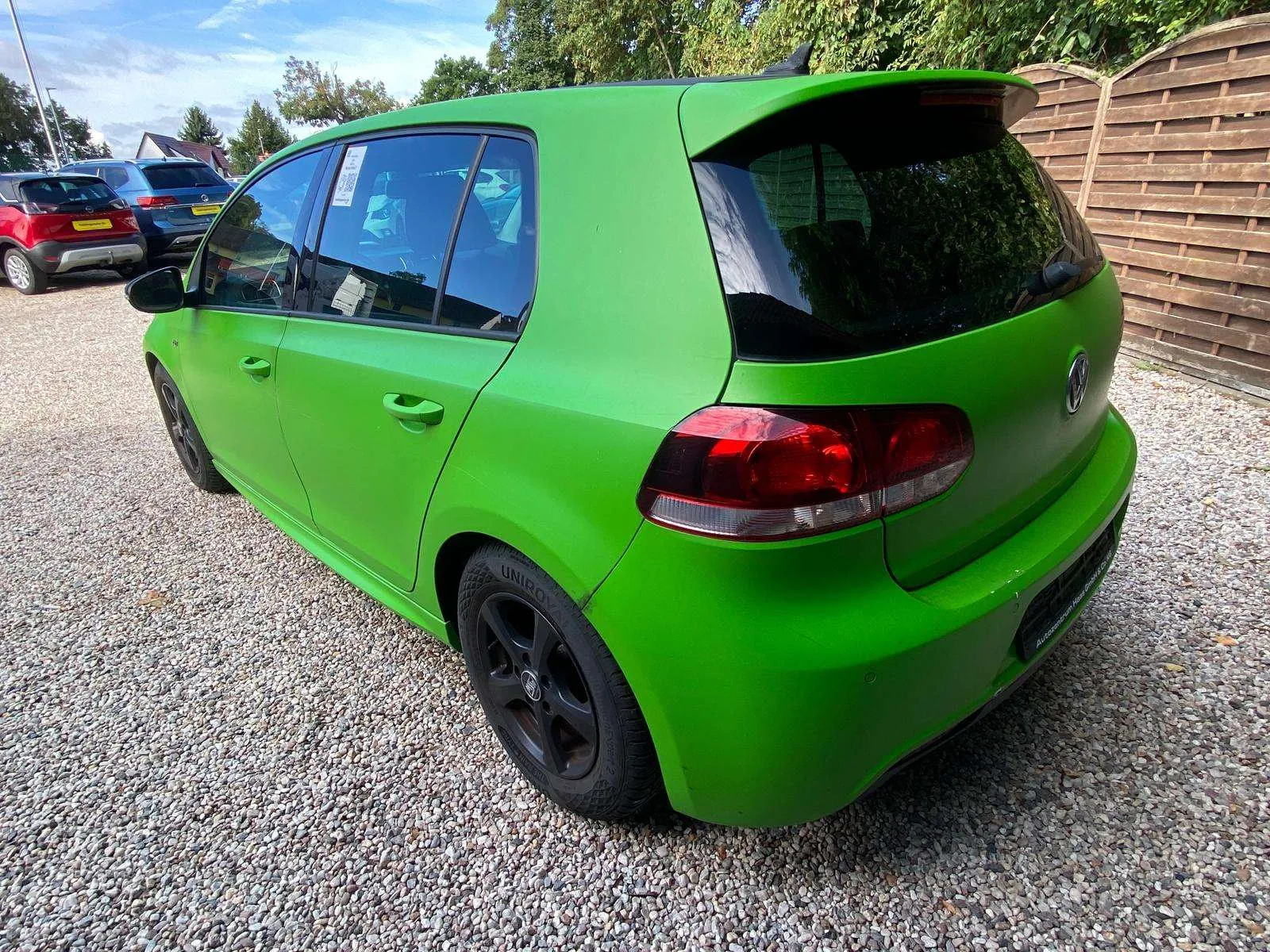 Volkswagen Golf 2011 photo 2