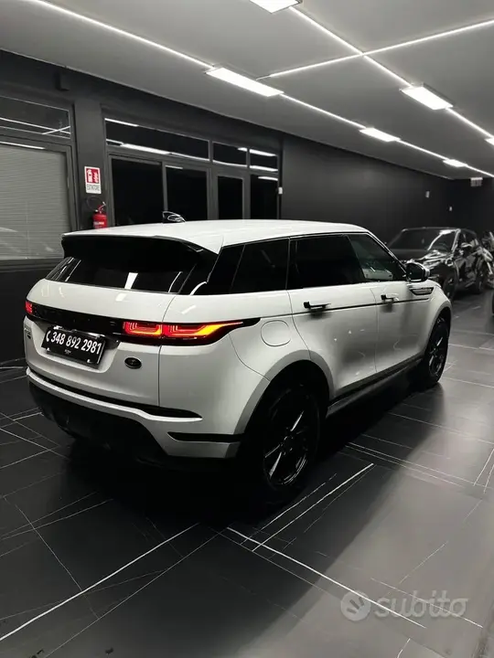 Land Rover Evoque 2020 photo 3