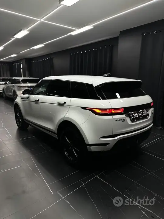 Land Rover Evoque 2020 photo 2