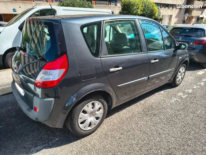 Renault Scenic 2006 photo 2