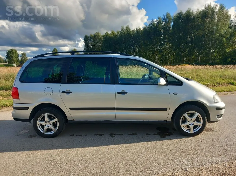Volkswagen Sharan 2008 photo 2
