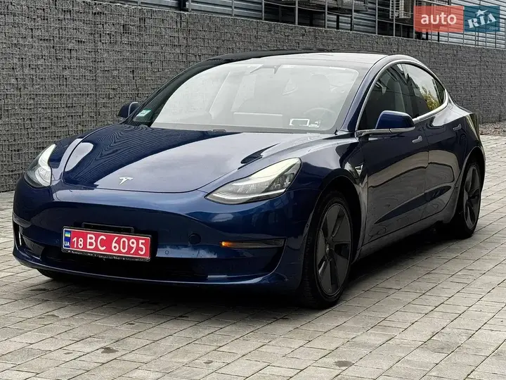 Tesla Model 3 2019 photo 3