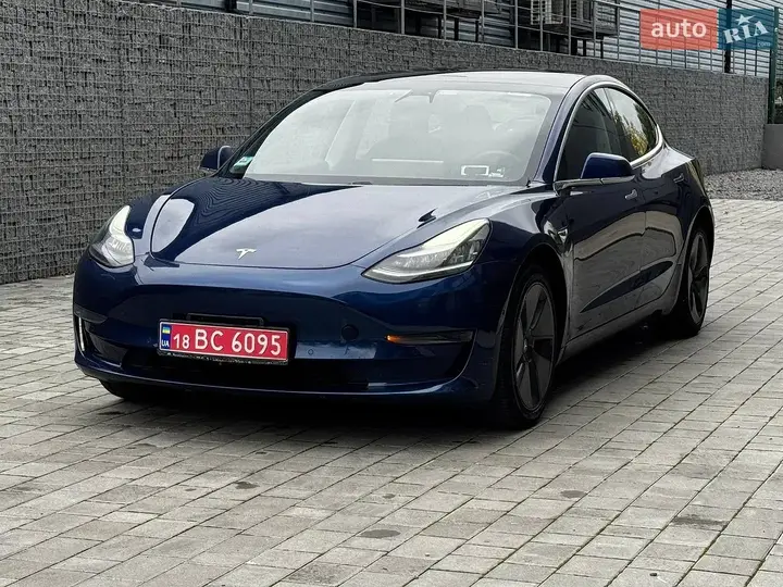 Tesla Model 3 2019 photo 4