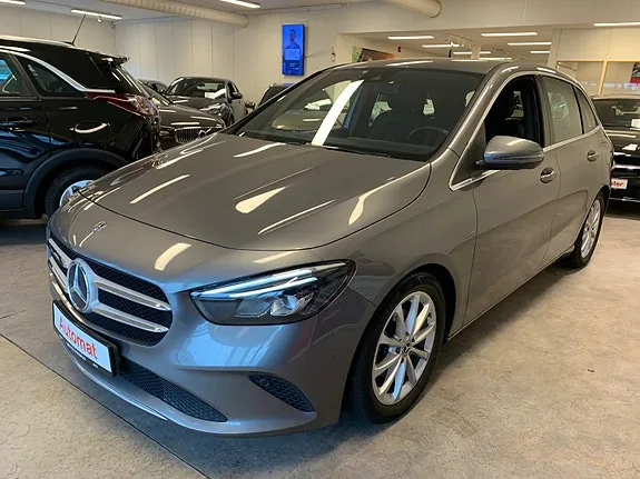 Mercedes-Benz B180 2019 photo 5