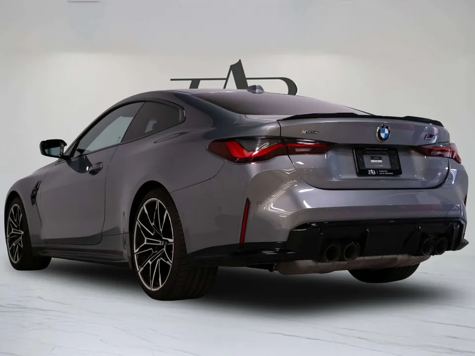 BMW M4 2024 photo 5