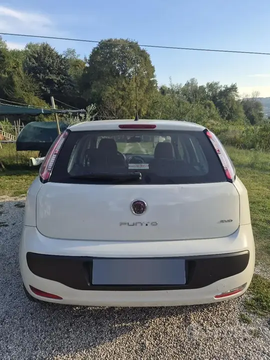 Fiat Punto Evo 2010 photo 4