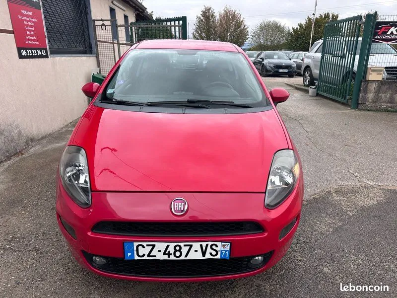 Fiat Punto 2013 photo 2