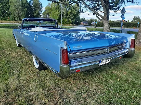 Buick Electra 225 1964 photo 3