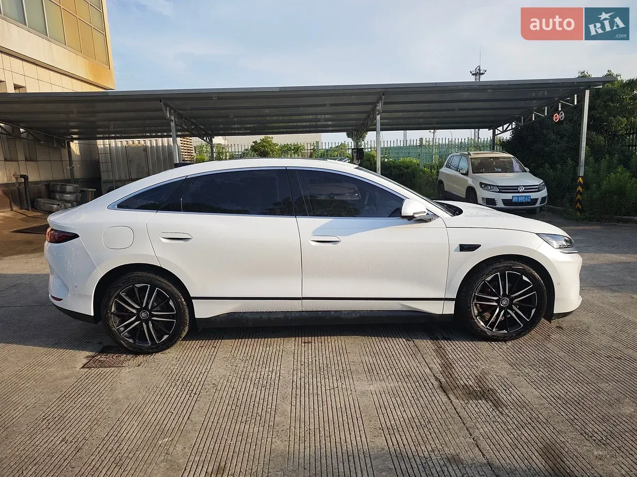 BYD Qin L 2025 photo 4