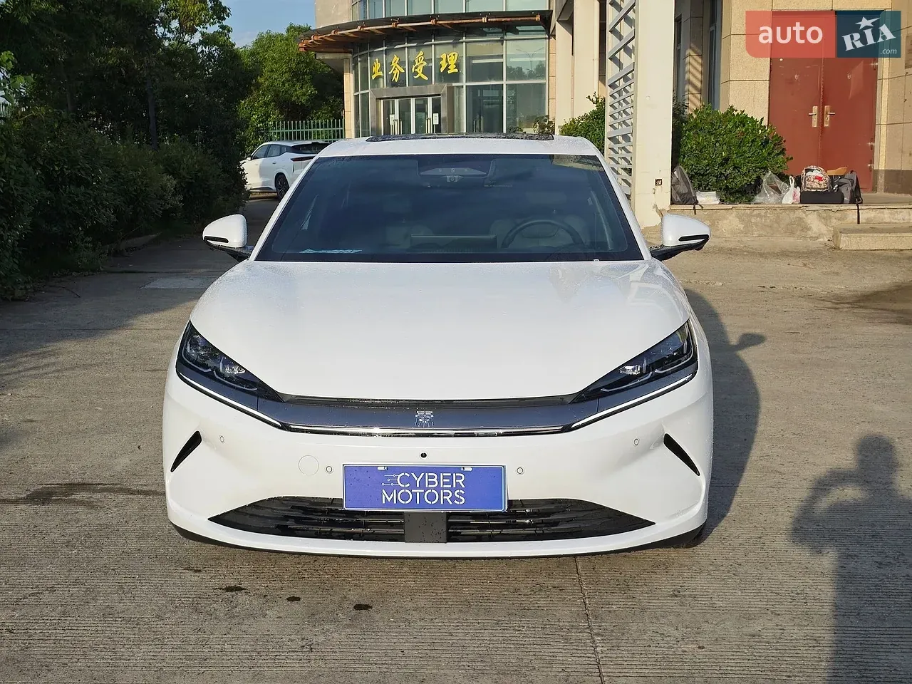 BYD Qin L 2025 photo 2