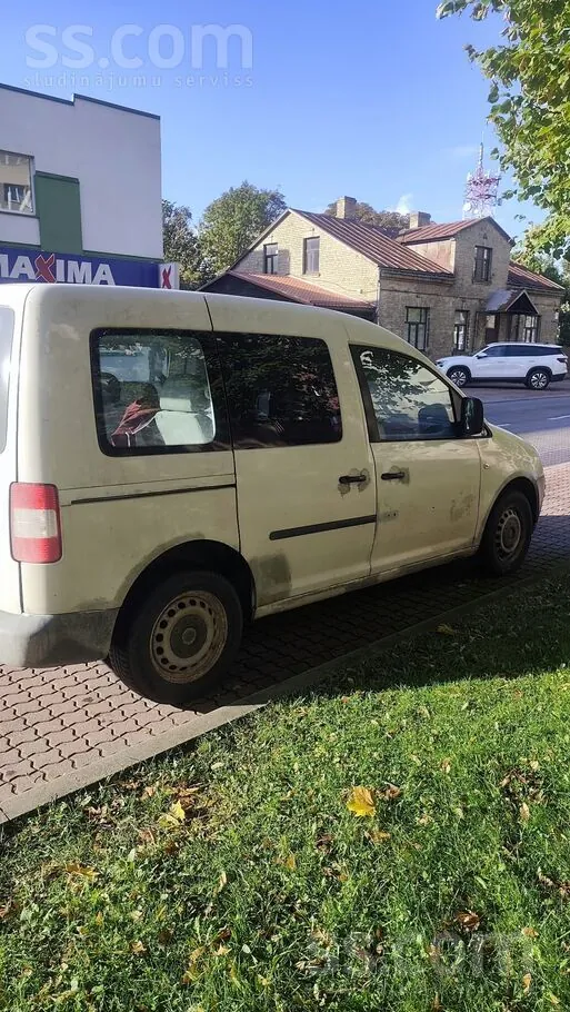Volkswagen Caddy 2010 photo 3