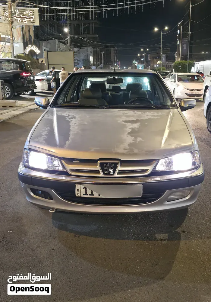 Peugeot 405