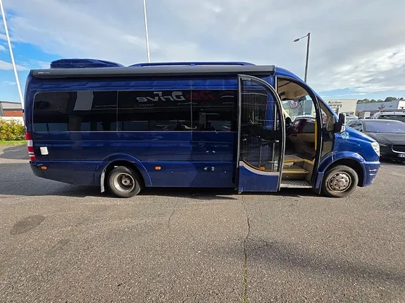 Mercedes-Benz Sprinter 519 2011 photo 2