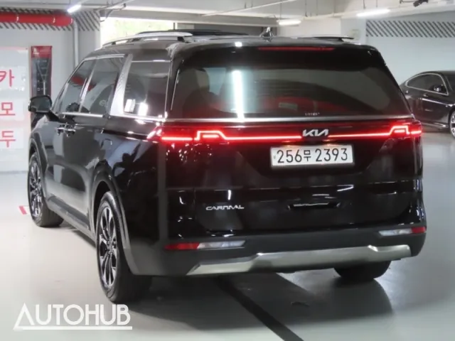Kia Carnival 2023 photo 4