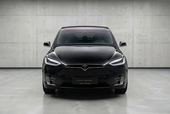 Tesla Model X 2018 photo 2