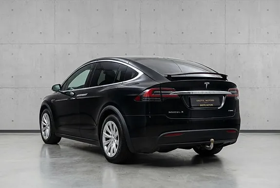 Tesla Model X 2018 photo 3