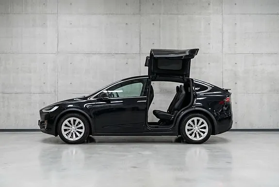 Tesla Model X 2018 photo 4