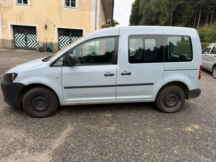 Volkswagen Caddy 2014 photo 2