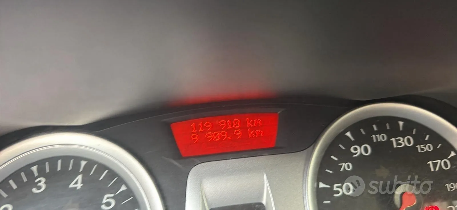 Renault Clio 2011 photo 5