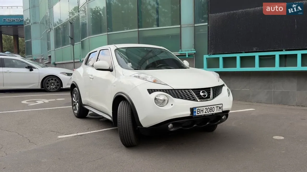 Nissan Juke 2013 photo 2