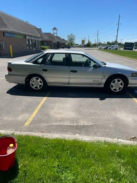 Ford Taurus