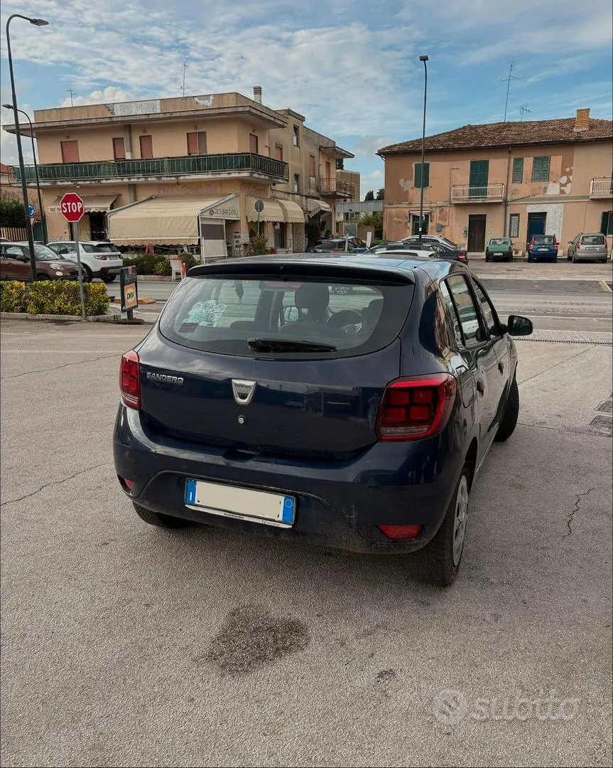 Dacia Sandero 2018 photo 2
